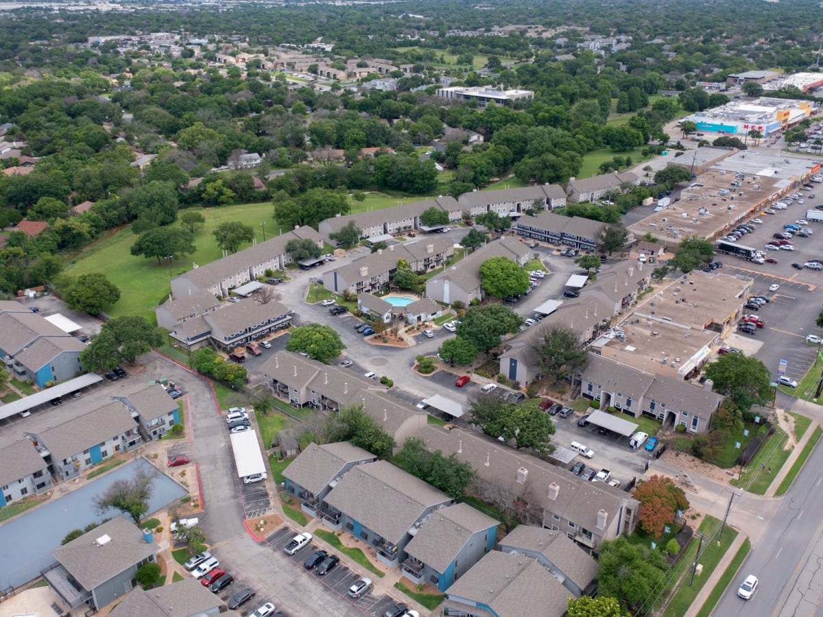 Photos and Video of Villas at Quail Creek in Austin, TX